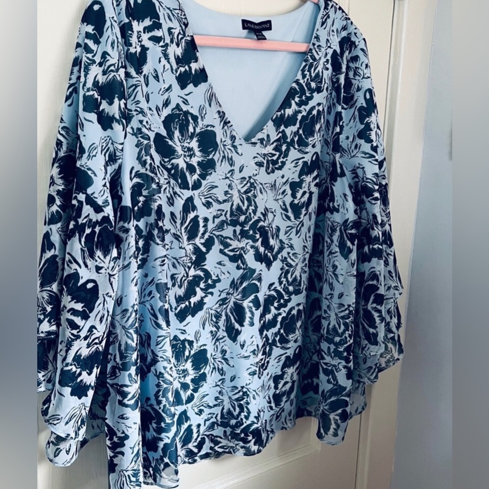 LB Top Blue Blue Floral V-Neck Lined 14/16